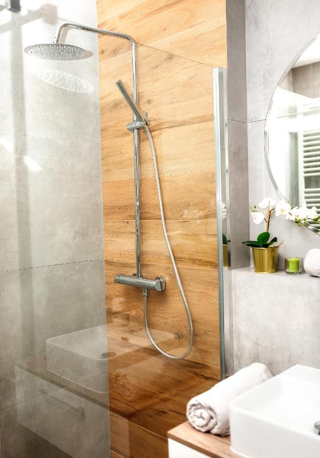 Vip Apartament Number 8 Lublin Buitenkant foto